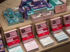 -钟书阁(群光广场店)