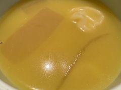 酸萝卜炖土猪肚花胶汤-湘上湘(米其林餐厅-正大中心总店)