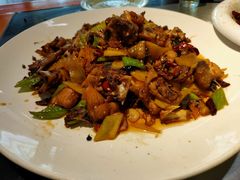 特色干炒鸡-满堂春特色餐馆