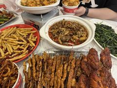 -江城燕子大排档(江汉路步行街店)