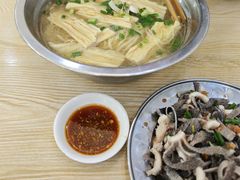 -福屿鲜捞小吃·捞化(福屿总店)