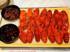 -肥肥虾庄·金牌油焖大虾(汉街SKP店)