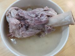 -周震馄饨