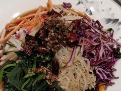 -东口码头·烧鸽子·鱼头泡饼·地方菜(金鹰悦城店)