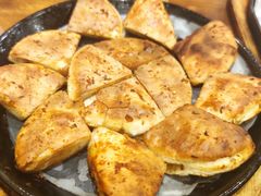 料理烤特色火烧-老东镇啤酒屋海鲜加工·蒸汽海鲜·海鲜烧烤(台东店)