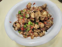 紫苏爆炒牛蛙-笨罗卜浏阳菜馆(龙华鹏润达店)