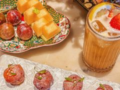 -龙凤荟·传统粤菜点心(新天地店)