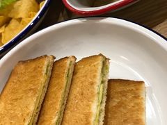 咖椰吐司-HELLO 27 意面·沙拉·帕尼尼