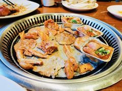 -韩大地海鲜自助烧烤城(黄兴路步行街店)