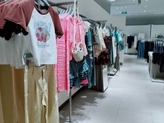 -URBAN REVIVO(西安Momopark店)