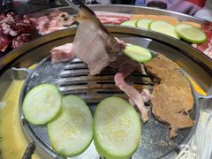 -哈哈碳都·牛肋条无限自助烤肉(台江万达店)