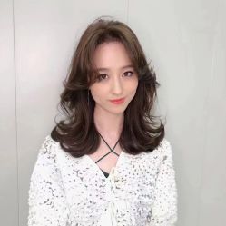 -尚艺造型.剪烫染.接发