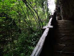 -龙水峡地缝景区