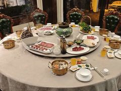 -小天鹅火锅·一线江景洪鼎旗舰店(洪崖洞店)