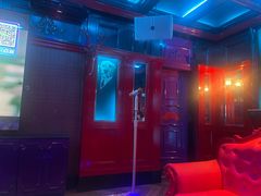 -UK派对KTV(日月广场店)