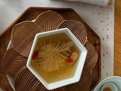 -荷风细雨·中国茶宴(碧云店)