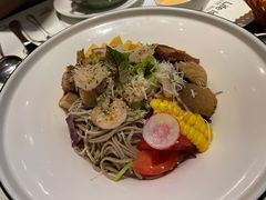 鸡肉大虾鲜蔬波奇碗-西堤牛排(龙德广场店)