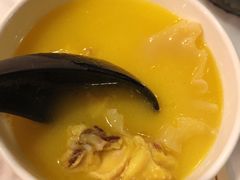 -鲜入围煮花胶鸡海鲜火锅