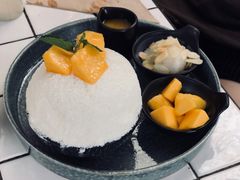 芒果雪冰-Cheevit Cheeva(Sirimangkalajarn)