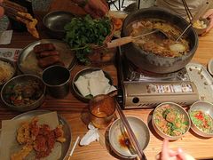 -夺多山贵州酸汤牛肉火锅(7mall店)