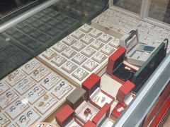 -泓达名表黄金奢侈品回收