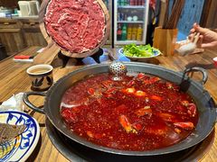 -旧街市鲜货老火锅(大光路店)