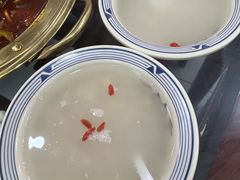 -牛一嘴·兰州牛肉面·大盘鸡(财富中心店)