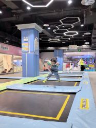 -反弹蹦床公园(南坪万达店)