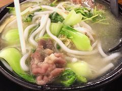 -丽虹云南过桥米线(兴工街店)