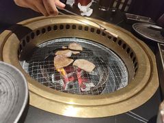 -山川小町·极番烧肉(新地假日广场店)