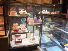 面包甜点陈列柜-爱达乐面包生日蛋糕(锦兴店)