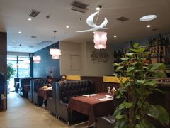 卡座-尊品牛排(沙湾印象汇店)