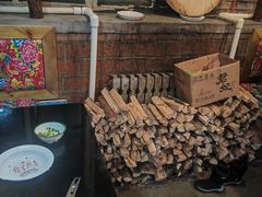 -鱼窝棚柴火铁锅炖(富山屯店)