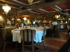 大堂-火车头法国西餐厅