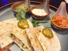 墨西哥风味香浓芝士鸡肉薄饼-blue frog蓝蛙(长泰广场店)