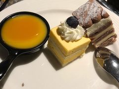 -BLU 全日制餐厅(上海安曼纳卓悦酒店)