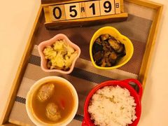 -妈咪的吻Mommy kiss国际托育中心(康桥融府店)