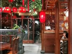 大堂-东来菜馆•手抓海鲜家常菜•海鲜锅贴(鸽子窝店)