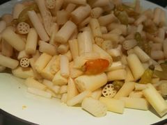 -布罗城堡自助烧烤(鸿通城购物中心店)