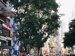 -八一路好吃街(雨田商务大厦店)