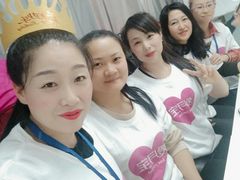 -爱月宝月嫂·育儿嫂(哈尔滨总店)