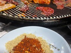 -小辣椒火盆烧烤(温泉南街店)