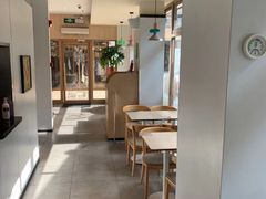 -德克士(龙阳广场店)