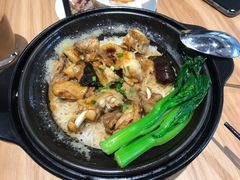香菇滑鸡煲仔饭-胜记凯心茶餐厅(汇金财富广场店)