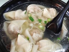 虾仁鲜肉馄饨-食惠里小笼包面馆(越秀店)