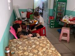 -灵山卢梅燕粉店