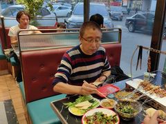 -杨家崴子碳缸烧烤(东三马路店)