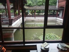 -绍兴老味道·非遗门店(银泰城店)