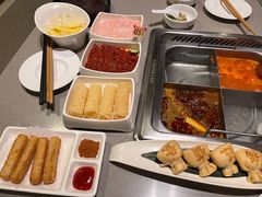 -海底捞火锅(宝龙广场夜宵主题店)