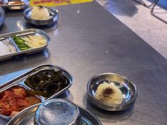 -哈哈碳都·牛肋条无限自助烤肉(台江万达店)
